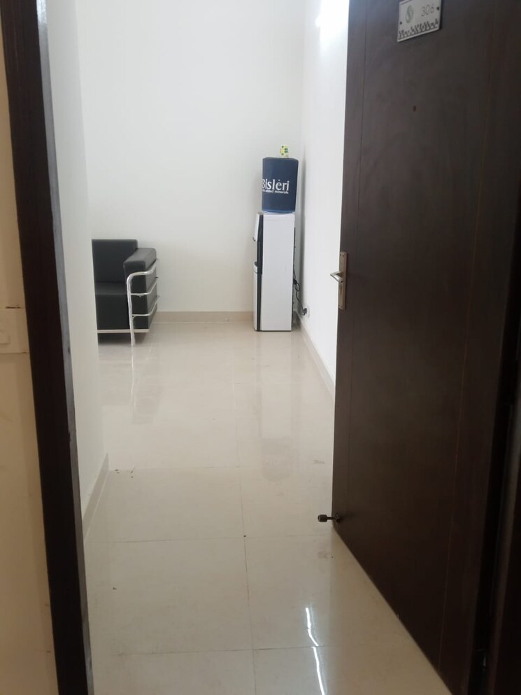 Room, signature-global-prime 2 Bedroom 573 Sq.Ft. Apartment In Sector 63a Gurgaon 8740903