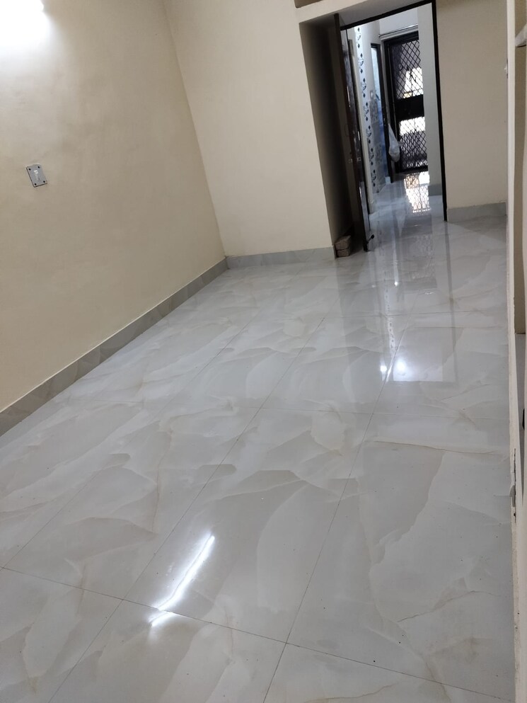 Floor Plan, rwa-apartments-sector-21 Commercial Office Space 350 Sq.Ft. In Sector 21 Noida 8740985