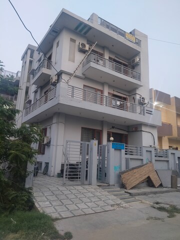 3 BHK Independent House For Rent in Sector 20