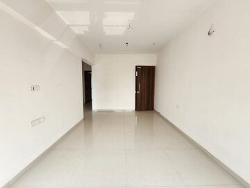 Room in 1 BHK Apartment at Mahavir Platinum CHS Ltd, Govandi East – for Rent