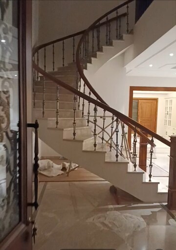 Balcony in 5 BHK Independent House at Sector 77 – for Sale