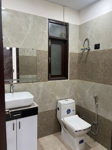 Kitchen in 4 BHK Builder Floor at Vasundhara Sector 3 – for Rent