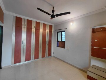 Room in 2 BHK Apartment at HDIL Dheeraj Jamuna, Malad West – for Rent