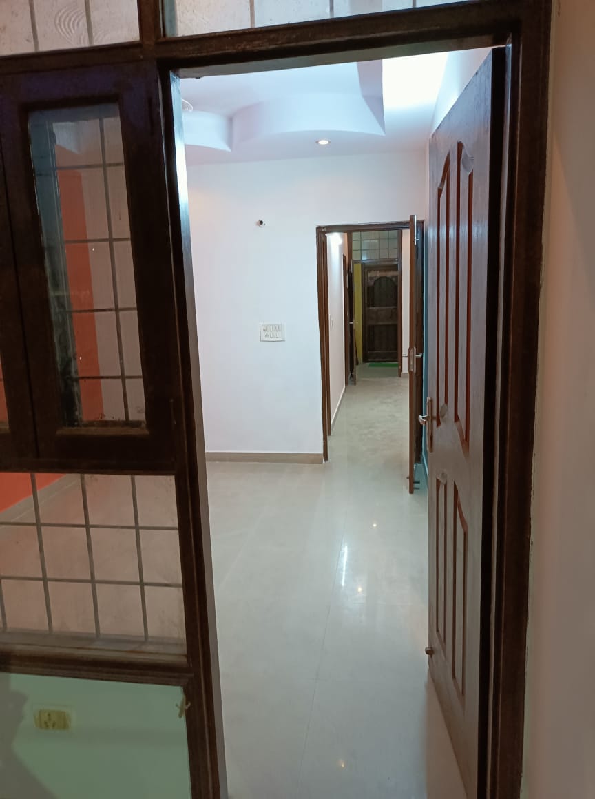 3 BHK Builder Floor For Rent in Gyan Khand I