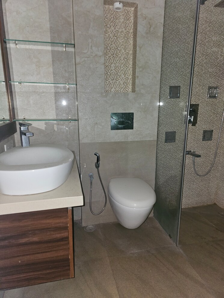 Bathroom, sector 22 dwarka 5 Bedroom 7000 Sq.Ft. Apartment In Sector 22 Dwarka Delhi 8741198