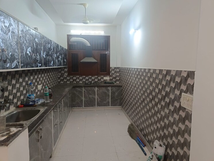 Kitchen, vasundhara sector 10 4 Bedroom 1800 Sq.Ft. Builder Floor In Vasundhara Sector 10 Ghaziabad 8741136