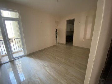 Room in 6+ BHK Independent House at Jay Prakash Nagar – for Rent