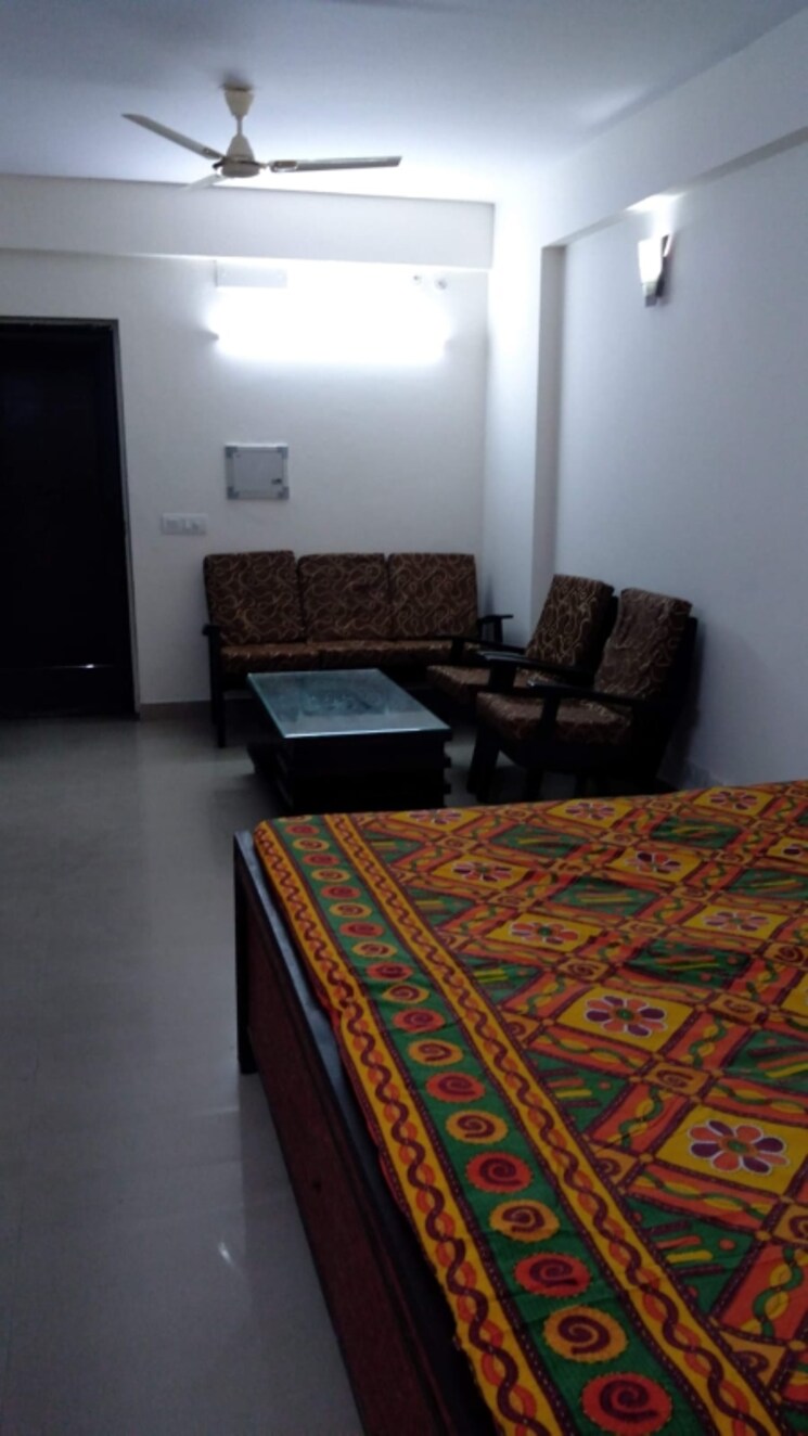 Bedroom, logix-blossom-greens 1 RK 450 Sq.Ft. Apartment In Sector 143 Noida 8741202