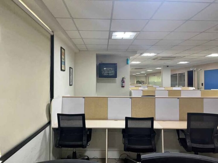 Team Area, scheme 140 Commercial Office Space 2200 Sq.Ft. In Scheme 140 Indore 8741192