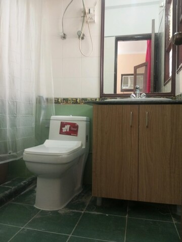 Bathroom in 3 BHK Builder Floor at Ardee City, Sector 52 – for Rent