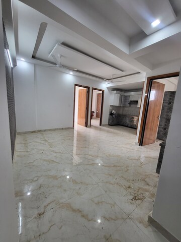 Living Room in 2 BHK Apartment at Gurunanak Nagar – for Rent