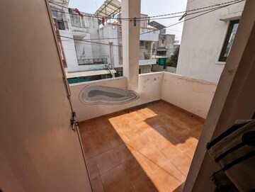 Balcony in 2 BHK Villa at Manjalpur – for Rent