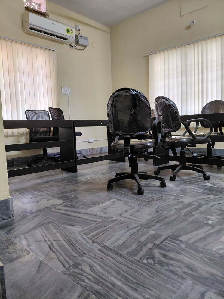 Gym, nandan vihar Commercial Office Space 2000 Sq.Ft. In Nandan Vihar Bhubaneswar 8741226