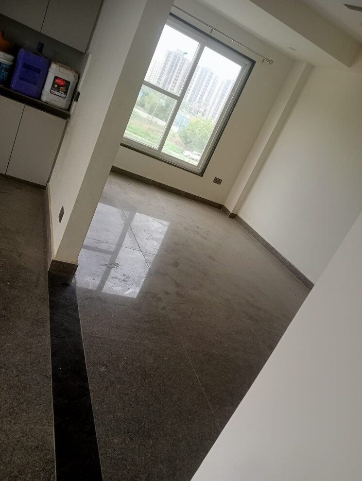 undefined, sector 33 3 Bedroom 1900 Sq.Ft. Builder Floor In Sector 33 Gurgaon 8741236