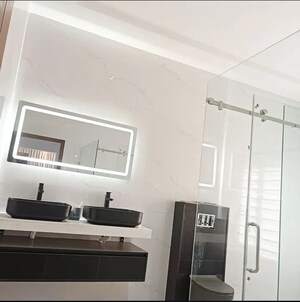 Kitchen in 2.5 BHK Builder Floor at Sector 33 – for Sale