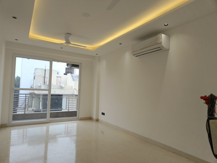 Room, saket 3.5 Bedroom 1350 Sq.Ft. Builder Floor In Saket Delhi 8741474