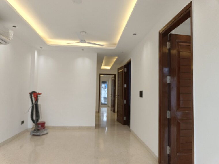 Room, saket 3.5 Bedroom 1350 Sq.Ft. Builder Floor In Saket Delhi 8741474