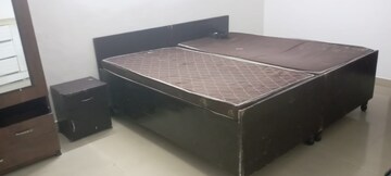 Bedroom in 3 BHK Apartment at Supertech Cape Town, Sector 74 – for Rent