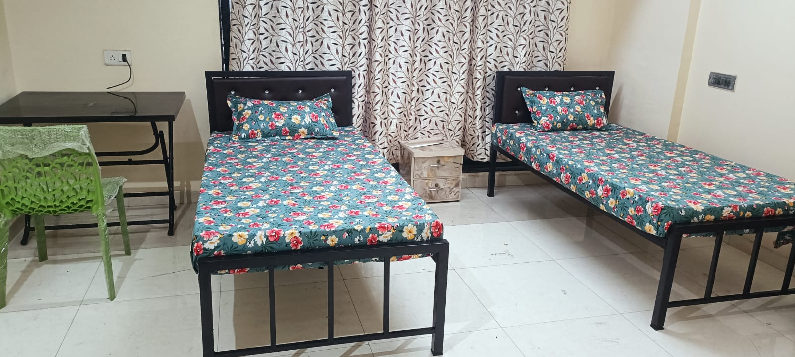 Pg For Rent in Sandeep Apartment