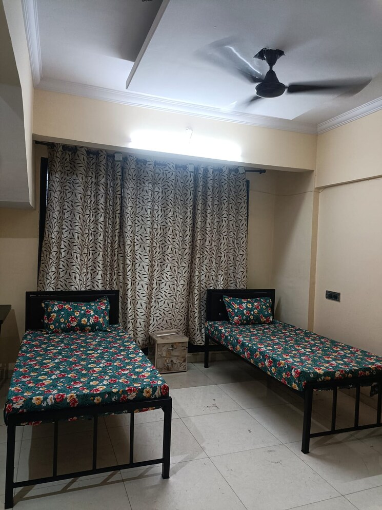 Room, kharghar sector 4 Pg For Girls In Kharghar Sector 4 8741324