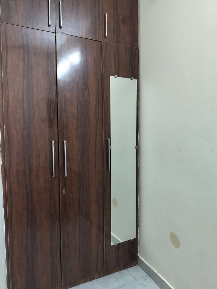 Room, ambala highway 1 Bedroom 900 Sq.Ft. Apartment In Ambala Highway Zirakpur 8741333
