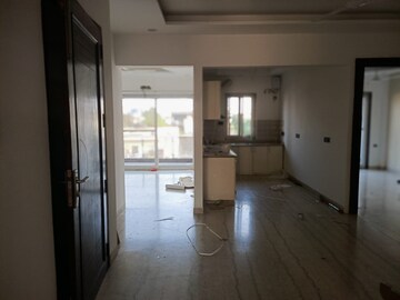 Room in 3 BHK Builder Floor at Sector 14 – for Sale