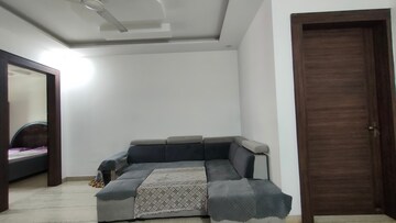 Bedroom in 3 BHK Builder Floor at Sector 14 – for Sale