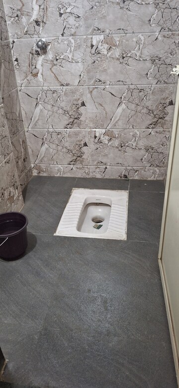 Bathroom in 1 BHK Apartment at Ghansoli – for Rent