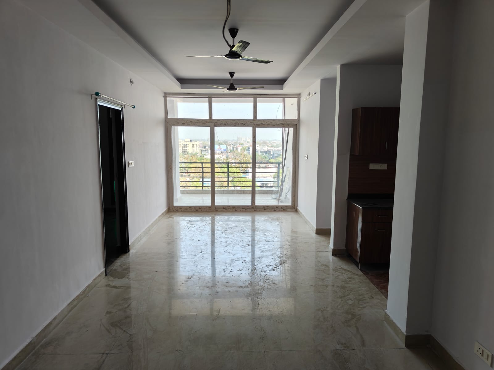 2 BHK + Pooja Room,Study Room,Extra Room Apartment For Rent in Vibhuti Khand