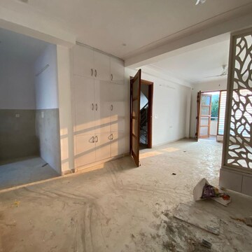 Living Room in 3 BHK Builder Floor at Sector 57 – for Rent