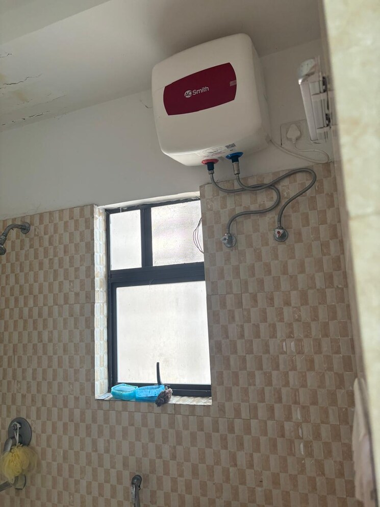 Bathroom, dtc-southern-heights 2 Bedroom 940 Sq.Ft. Apartment In Joka Kolkata 8741530