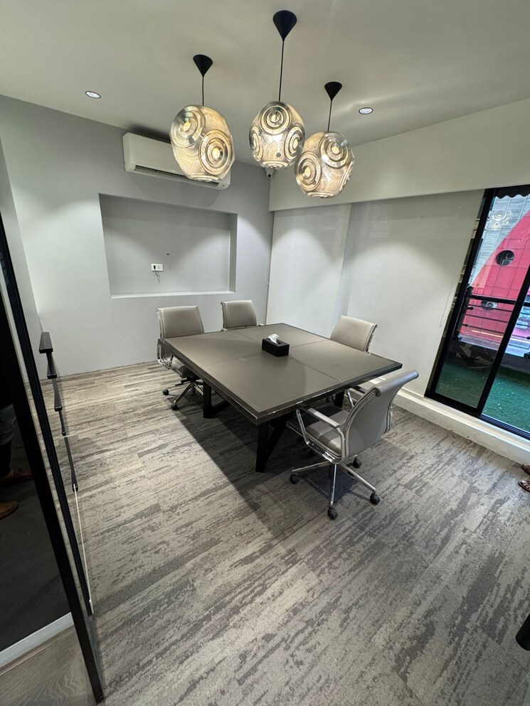 Team Area, oberoi-chambers Commercial Office Space 2000 Sq.Ft. In Andheri West Mumbai 8741668