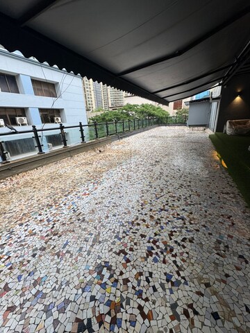 Parking in  Office Space at Oberoi Chambers, Andheri West – for Rent