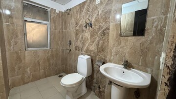 Bathroom in 3 BHK Apartment at Express Zenith, Sector 77 – for Rent