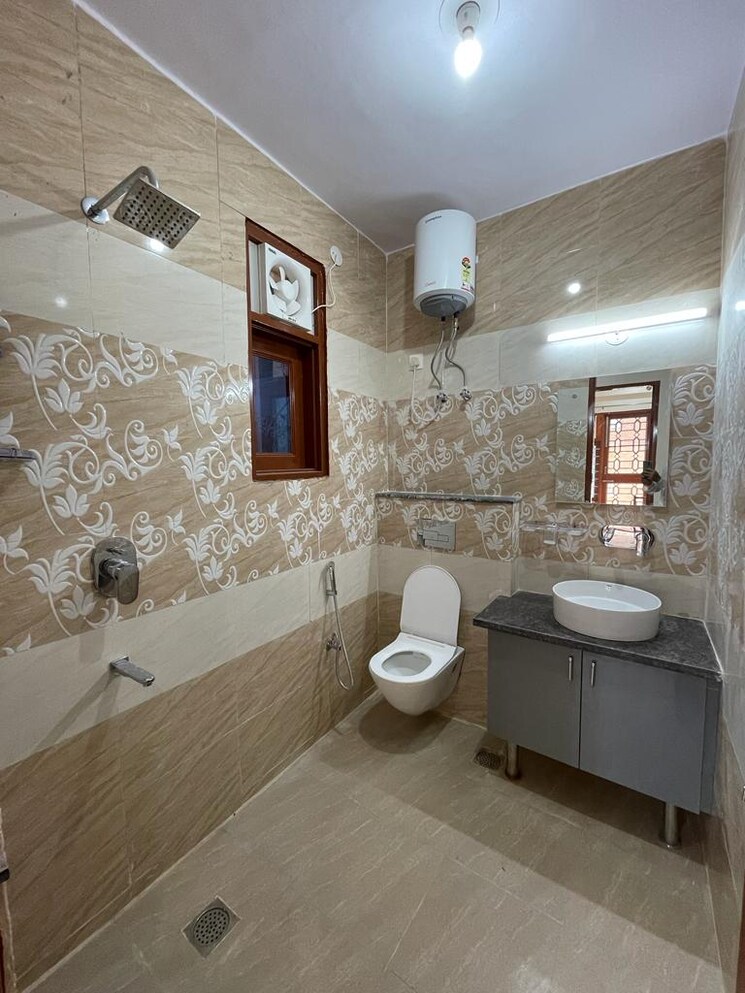 Attached Bathroom, mallampet 3 Bedroom 1920 Sq.Ft. Builder Floor In Mallampet Hyderabad 8741719