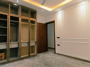 Room in 3.5 BHK Builder Floor at Saket – for Sale