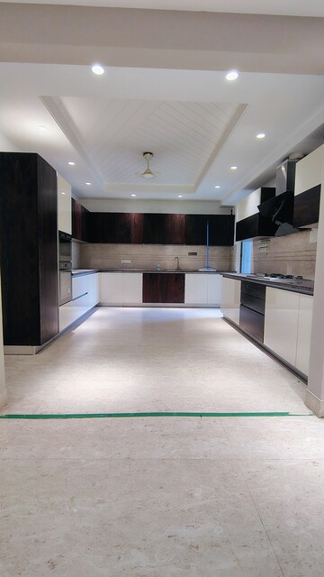 Kitchen in 4 BHK Builder Floor at DLF Atria, Dlf Phase ii – for Rent