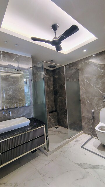 Living Room in 4 BHK Builder Floor at DLF Atria, Dlf Phase ii – for Rent