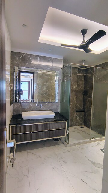 Living Room in 4 BHK Builder Floor at DLF Atria, Dlf Phase ii – for Rent