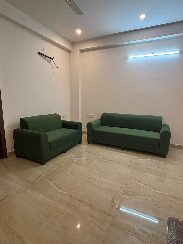 Living Room, sector 43 2 Bedroom 1900 Sq.Ft. Builder Floor In Sector 43 Gurgaon 8741669