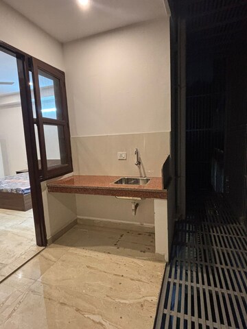Kitchen in 2 BHK Builder Floor at Sector 43 – for Rent