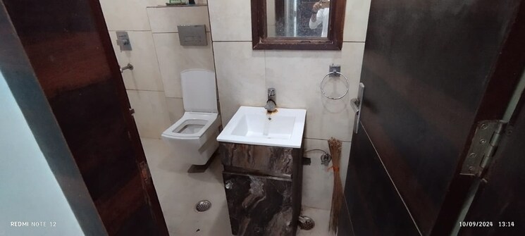 Attached Bathroom, burari 3 Bedroom 900 Sq.Ft. Builder Floor In Burari Delhi 8741770