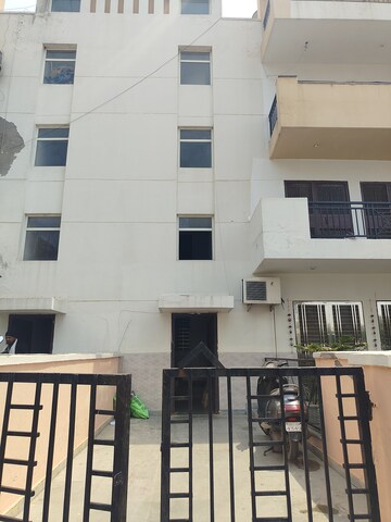 3 BHK Builder Floor For Rent in Parklands, Sector 85