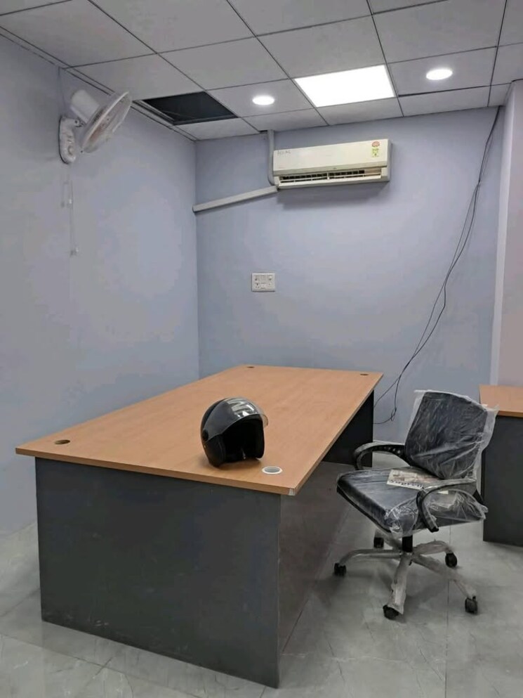 Team Area, vijay nagar Commercial Office Space 2150 Sq.Ft. In Vijay Nagar Indore 8741798