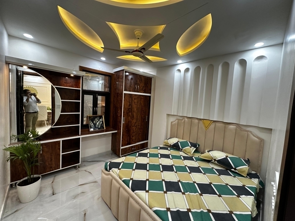 2 BHK + Pooja Room,Study Room Apartment For Sale in Ultra Luxury Apartment 