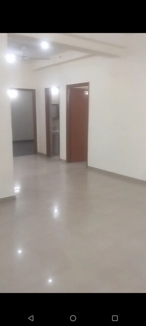 Room in 3 BHK Apartment at Mahagun Montage, Dundahera – for Sale