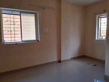 Room in 2 BHK Apartment at Jambhulwadi – for Rent
