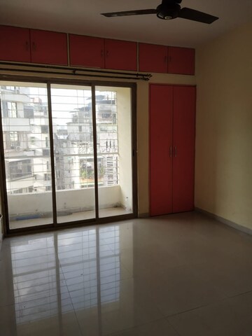 Room in 2 BHK Apartment at Monarch Orchid, Kharghar Sector 19 – for Sale