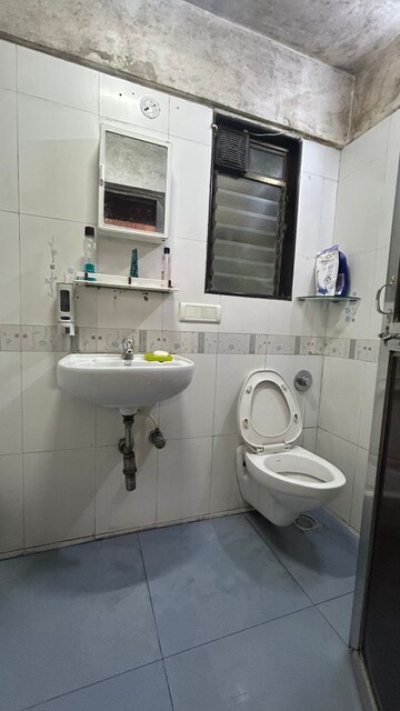 Bathroom in 1 BHK Apartment at Yash Evershine, Malad West – for Rent