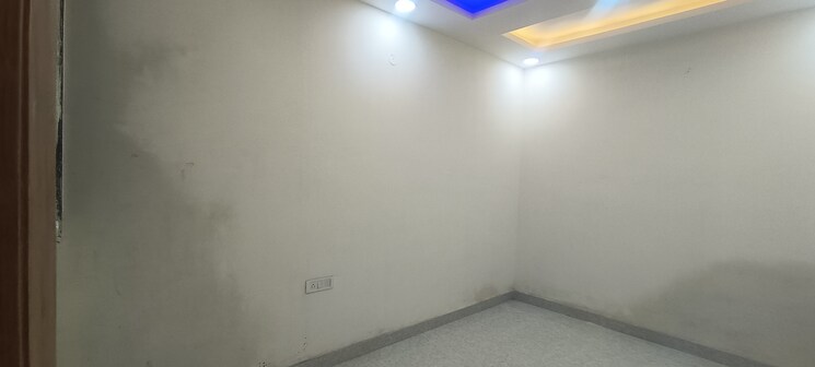 Room, burari 3 Bedroom 1000 Sq.Ft. Builder Floor In Burari Delhi 8741914